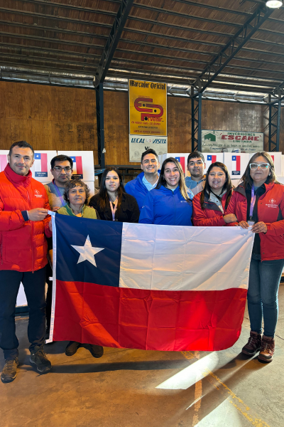 Fundación Luksic entrega 1.000 cajas de primera necesidad en las comunas de Arauco, Lota y Hualqui