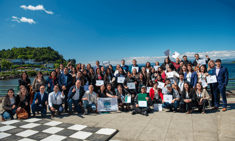 Estudiantes de Los Lagos completaron con éxito curso de emprendimiento impartido por Babson College